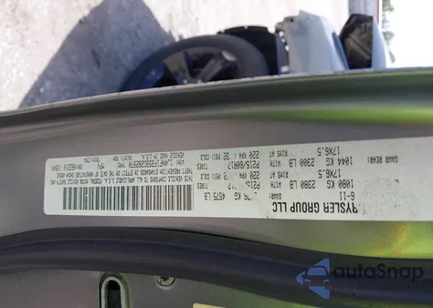 2011 Jeep Compass из США, поврежденный, VIN 1J4NF1FB5BD282970